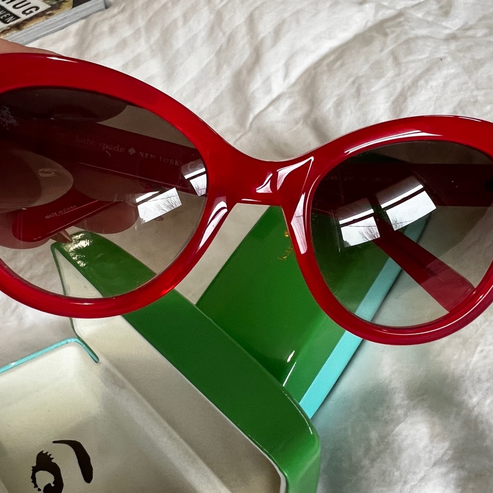 Kate Spade Cordelia Cat eye sunglasses. Red